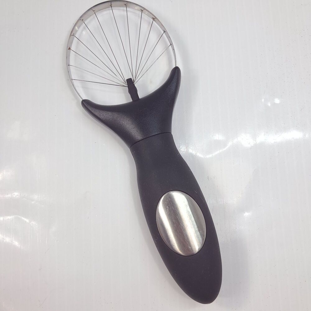 Progressive Avocado Slicer Silicone Grip Handle black scoop slice wire blade